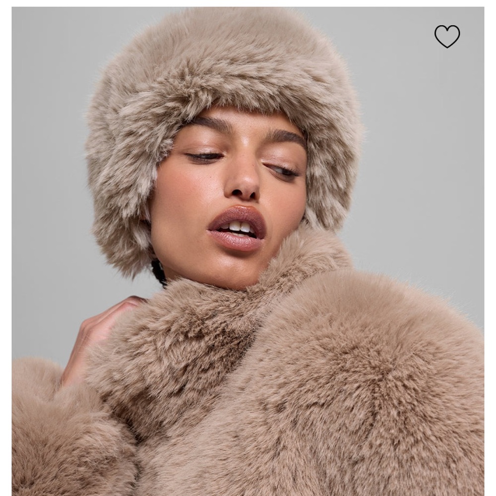ALO Yoga Opulent faux fur Tan wintersun headband os nwt new with tags $118